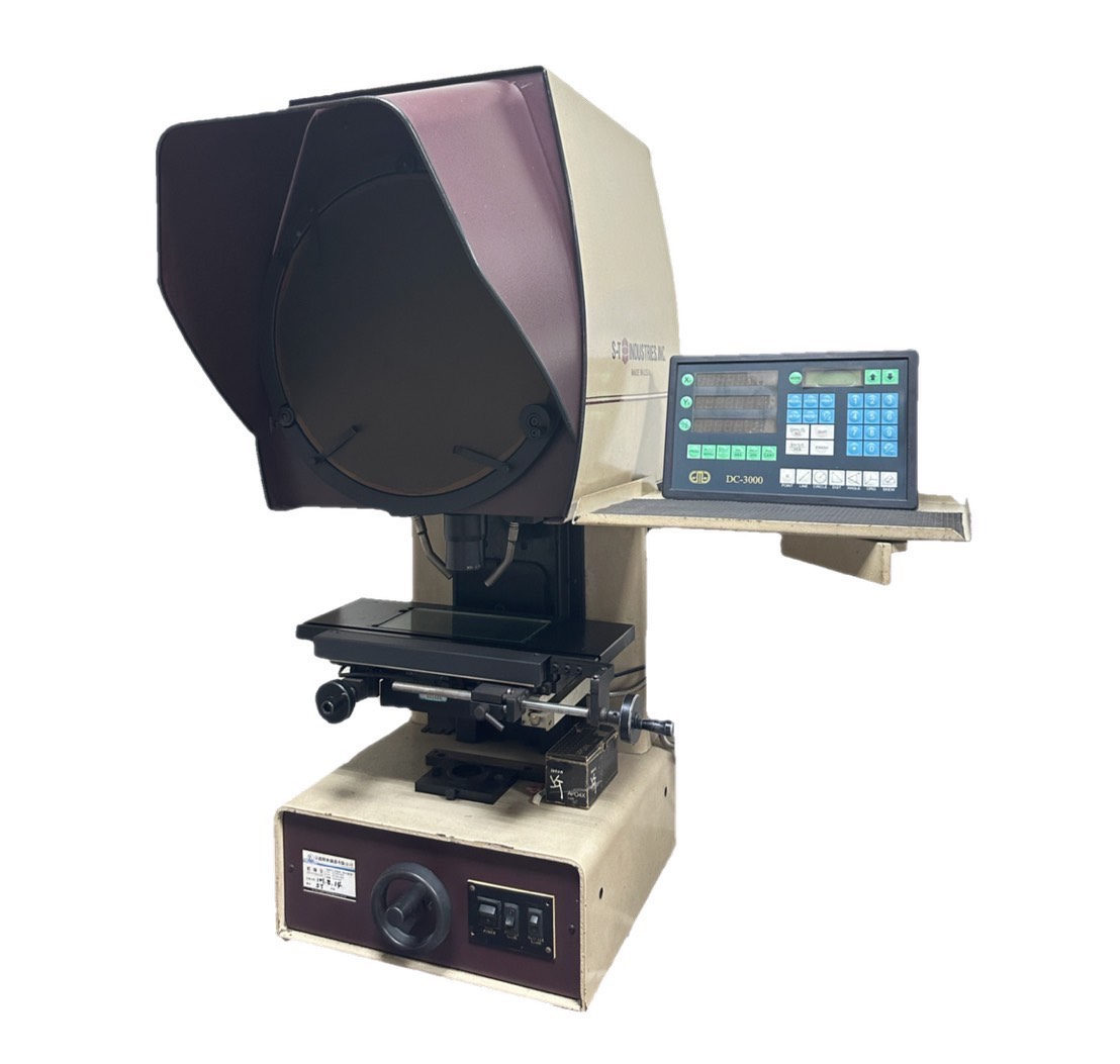 YU CHUN PRECISION CORP.-Optical Profile Projector Image
